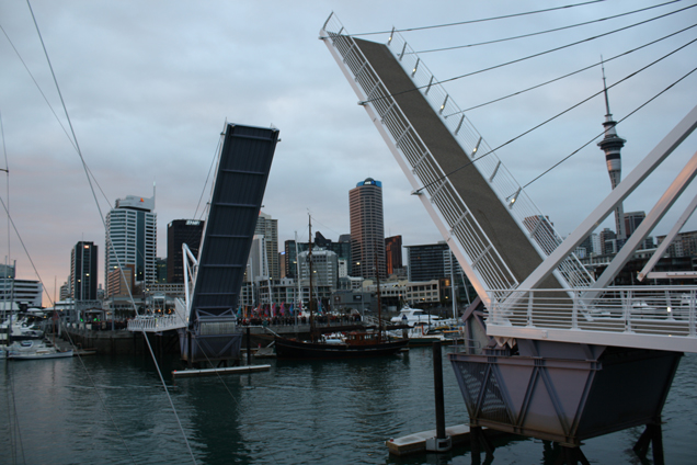 Wynyard Quarter pedestrian bridge